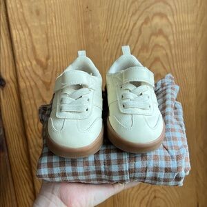 H&M | Cream Baby Sneakers with Brown Sole